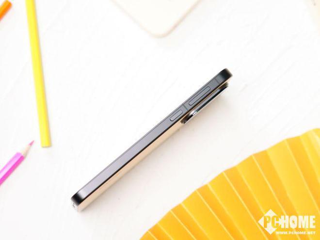 ni评测 拉开小屏手机普及盛宴vivo S30 Pro mi(图13)